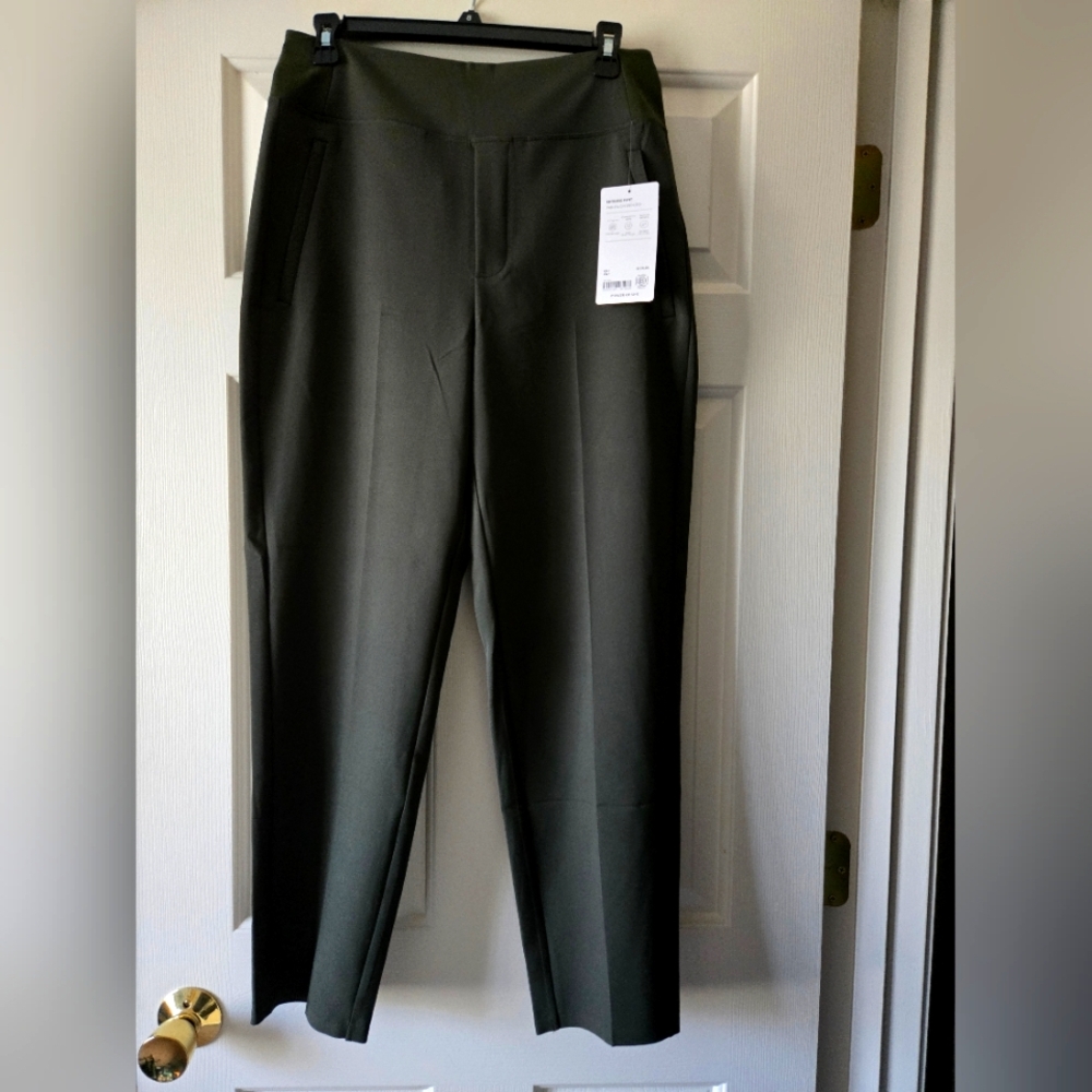 Athleta Endless Pant 👖  sz 6 Olive Green NEW WITH TAGS